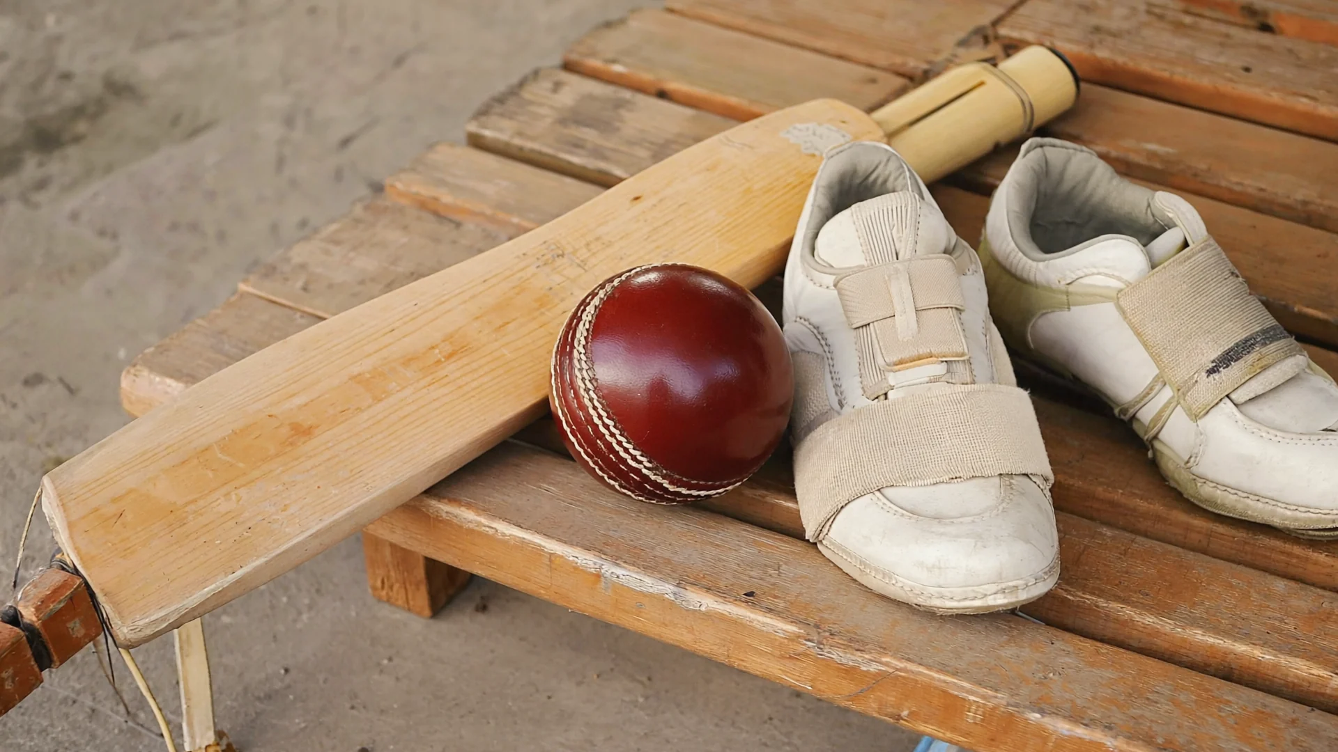 Common Cricket Injuries: Shoulder, Knee and Back Problems (and Where to Get Treated in Kannur)